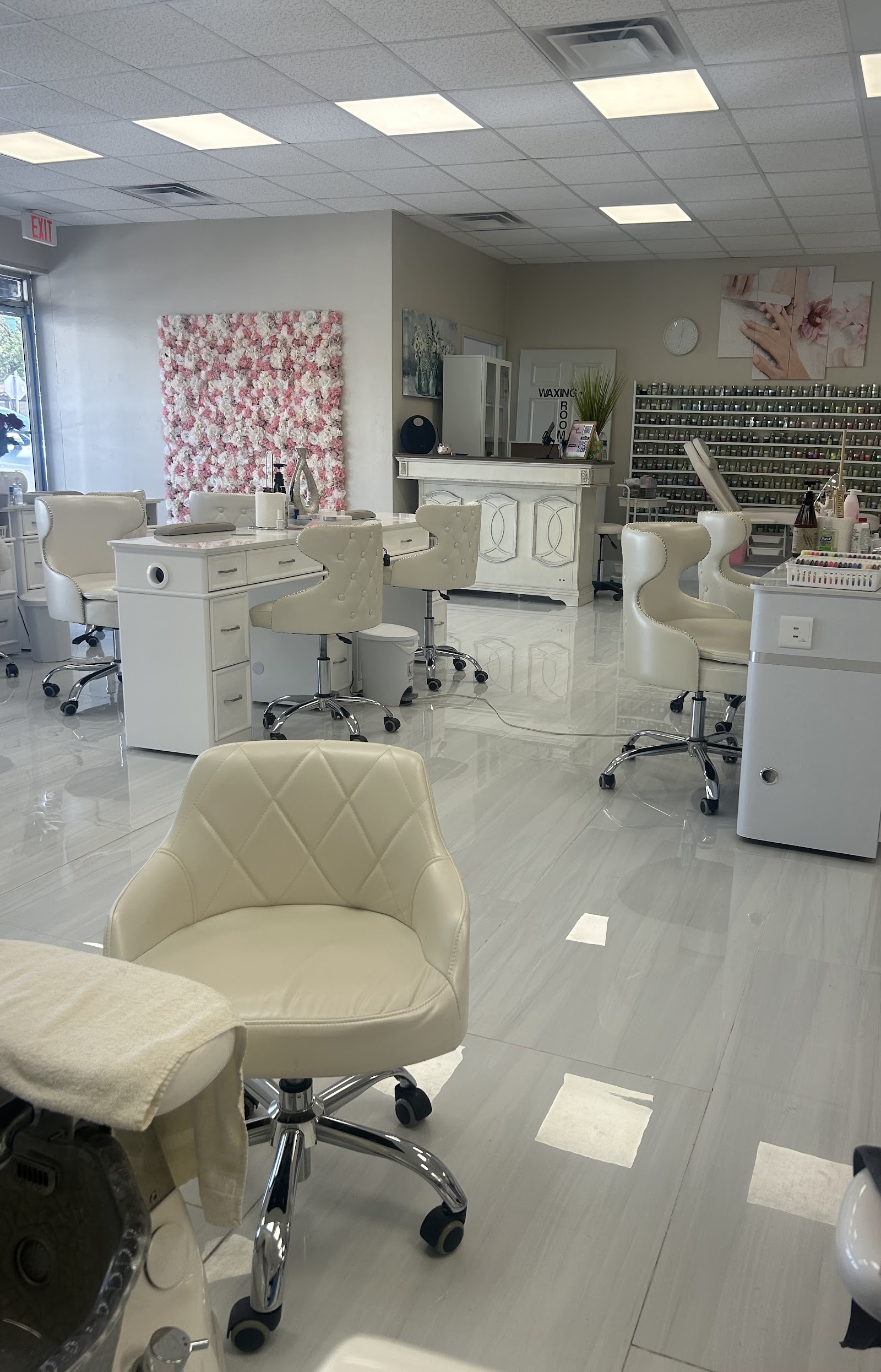 Family Nails & Lashes by Kay nail photo 8
